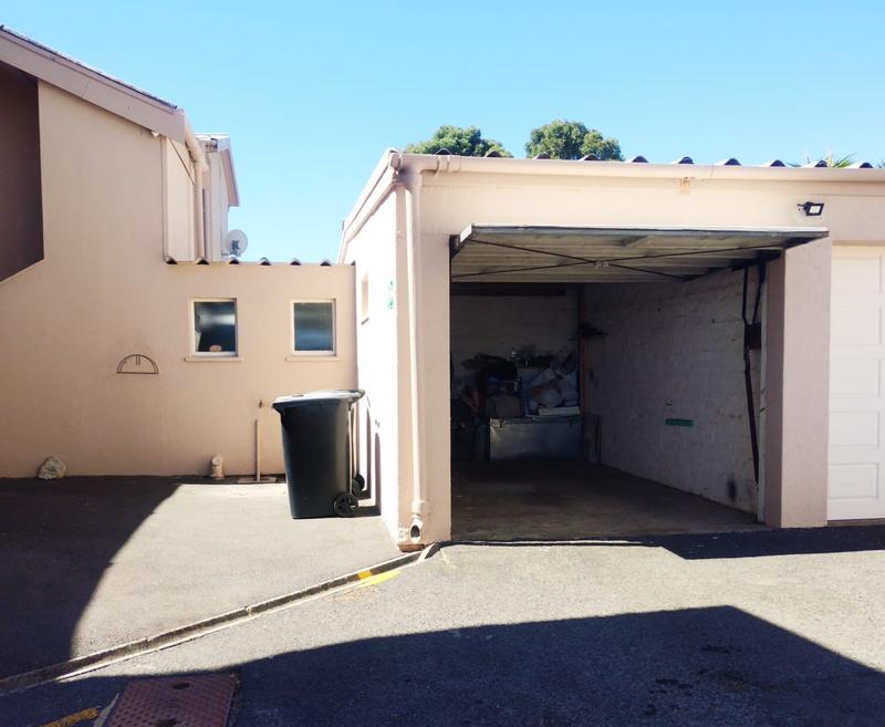 1 Bedroom Property for Sale in Strand Western Cape